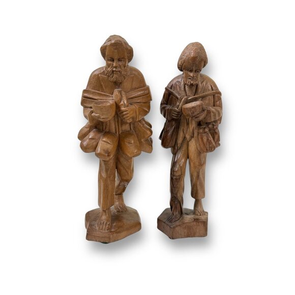 Vintage Pair of Carved Wood Sculptures Of an Old Man With Backpack 9" Tall - Picture 2 of 10